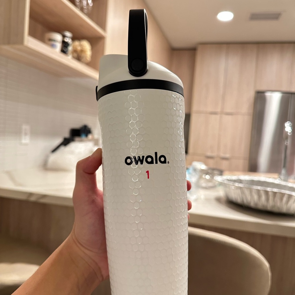 Owala White Water Bottle